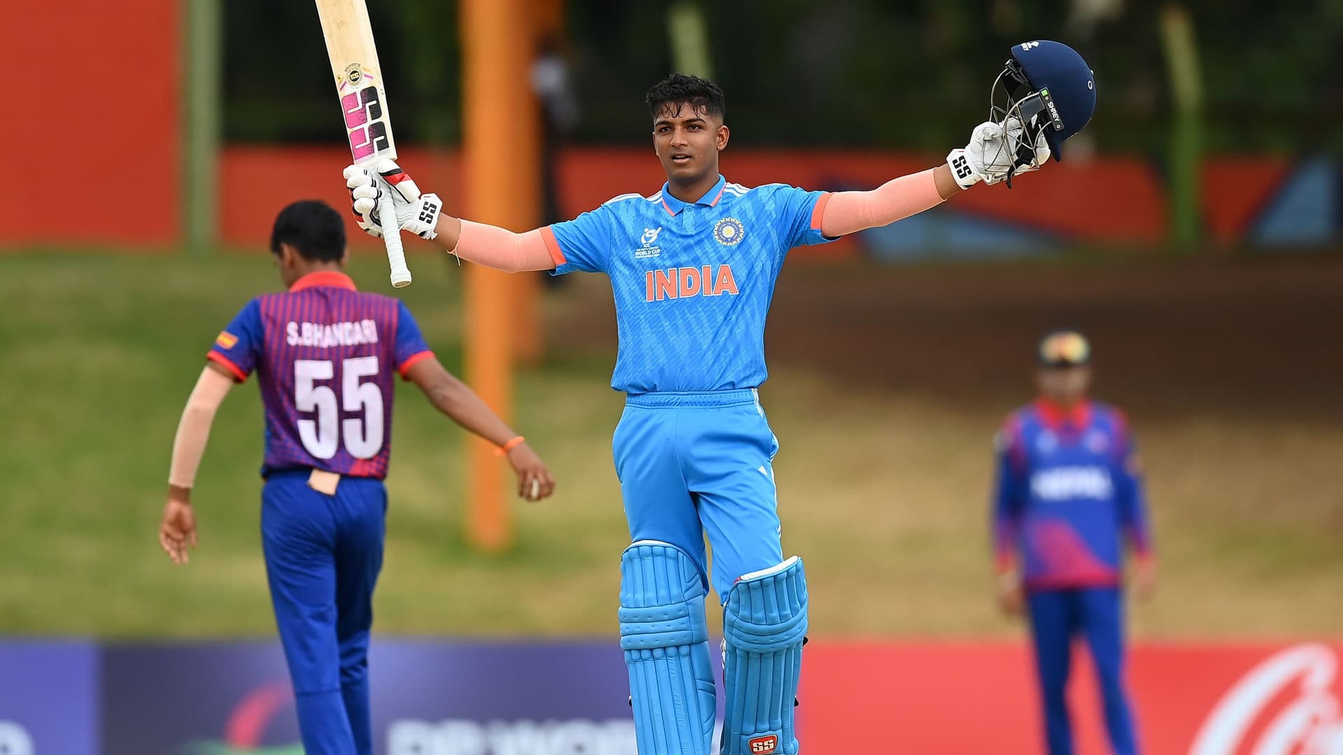 ICC U19 World Cup: भारत ने नेपाल को दिया 298 रनों का लक्ष्य, सचिन धास और कप्तान उदय सहारन ने जड़ा शतक ICC U19 World Cup: भारत ने नेपाल को दिया 298 रनों का लक्ष्य, सचिन धास और कप्तान उदय सहारन ने जड़ा शतक