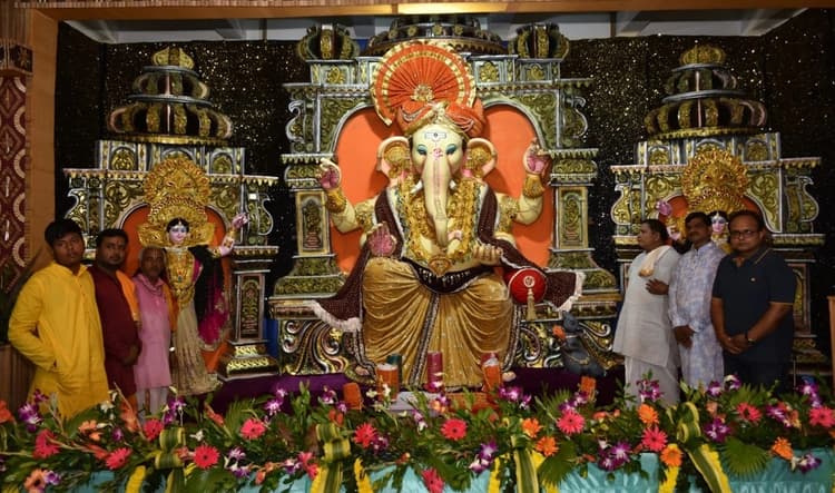 Ganesh Puja: बुधवार को करें गणपति की पूजा, बुद्धि -विवेक में होगी वृद्धि...