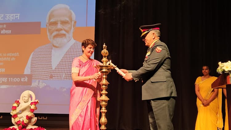 IIM बोधगया का पीएम नरेंद्र मोदी ने किया उद्घाटन, देखें खास Photos