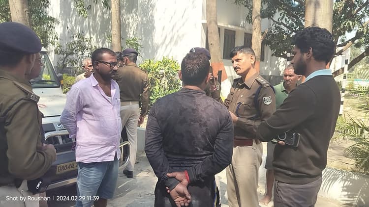 'मम्मी-पापा, मैं आपका नाम रोशन करने लायक नहीं…' बिहार में नवोदय के छात्र ने हॉस्टल में की आत्महत्या