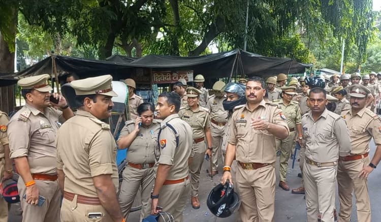 बिहार में नई सरकार के गठन से पहले जुलूस और प्रदर्शन पर प्रतिबंध, राजभवन के आसपास 250 पुलिस फोर्स की तैनाती