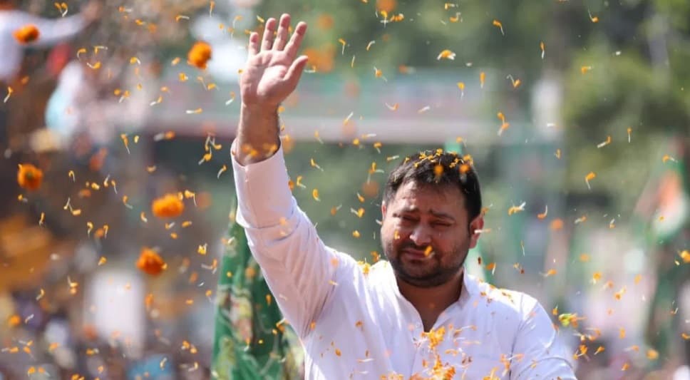 आरजेडी की जन विश्वास यात्रा में बदलाव, अब इतने दिन जनता के बीच रहेंगे तेजस्वी यादव