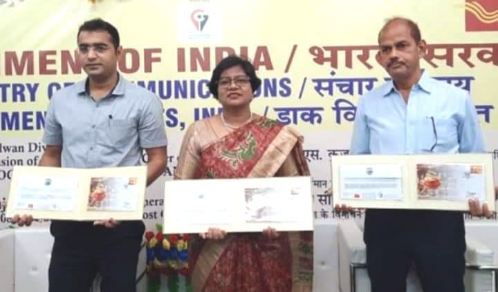 लिफाफे पर मिहिदाना और सीताभोग, अब चिट्ठी के साथ मिठाईयों की मिठास घर लाएगा डाकिया