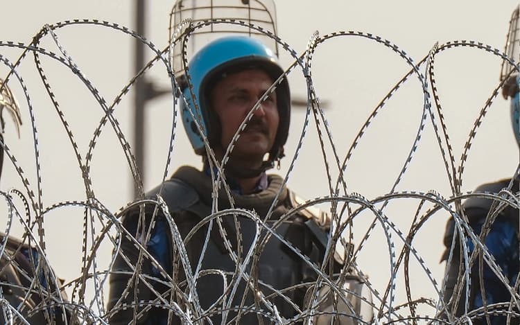 'हरियाणा में हालात कश्मीर जैसे', किसान नेता बोले- दिल्ली की ओर मार्च करने दिया जाए हमें