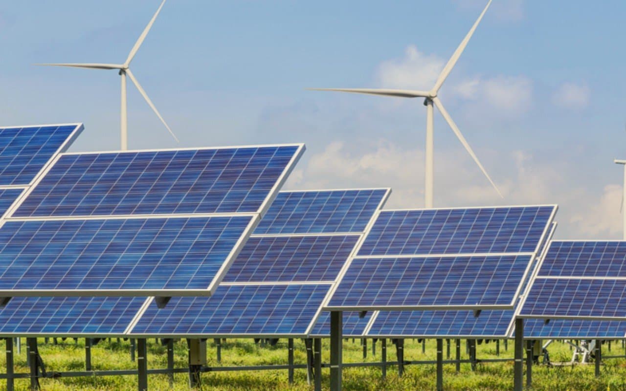 हरित ऊर्जा पर ध्यान