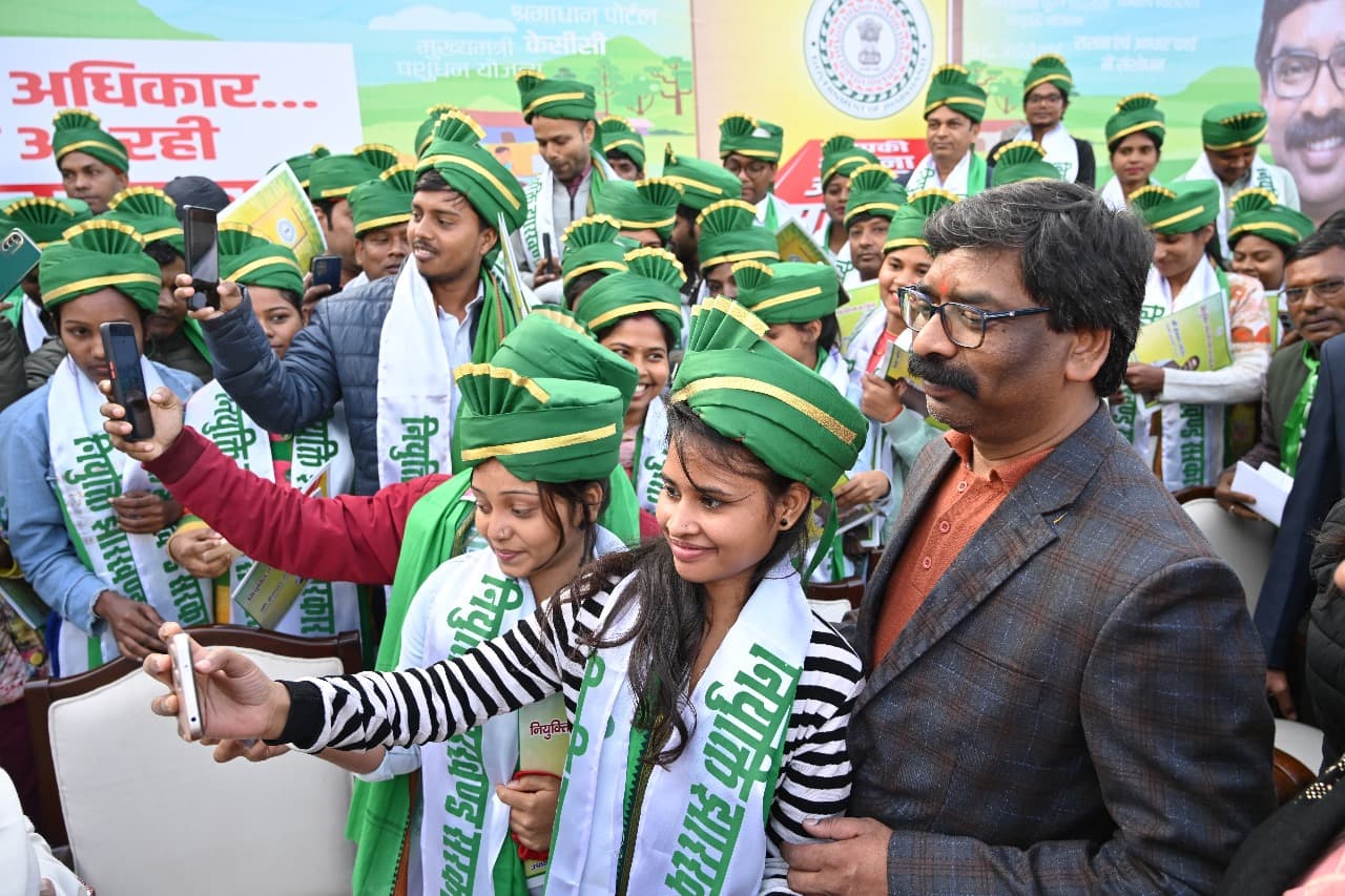 मुख्यमंत्री हेमंत सोरेन ने रामगढ़ को दी 50 करोड़ की सौगात, कहीं ये बातें