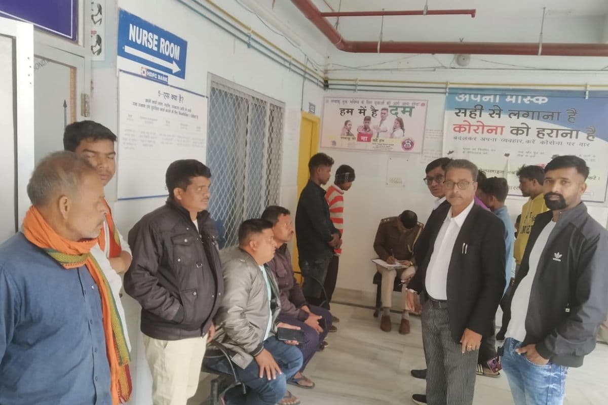 झारखंड: गुमला में सड़क हादसा, बाइक सवार दो युवकों की मौत, एक की हालत नाजुक, तेज रफ्तार ने ली जान