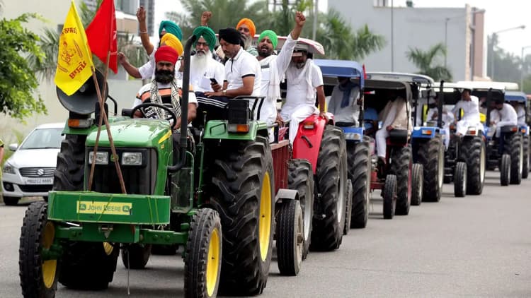 Tractor March : किसानों का मार्च आज, नेताओं ने कहा- 'हम उग्र नहीं शांतिपूर्वक प्रदर्शन करेंगे', प्रशासन अलर्ट