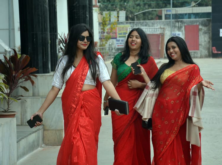 जेडी वीमेंस एलुमनी मीट ने कॉलेज के पलों को बनाया यादगार, पुराने दोस्तों से मिलकर खिल उठे चेहरे