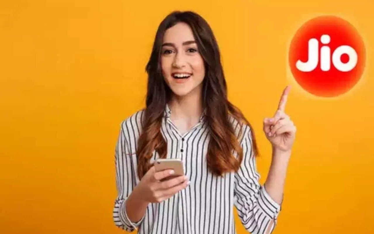 हैप्पी रिपब्लिक डे पर JIO की सौगात, रिचार्ज पर एक से बढ़कर एक स्कीम…