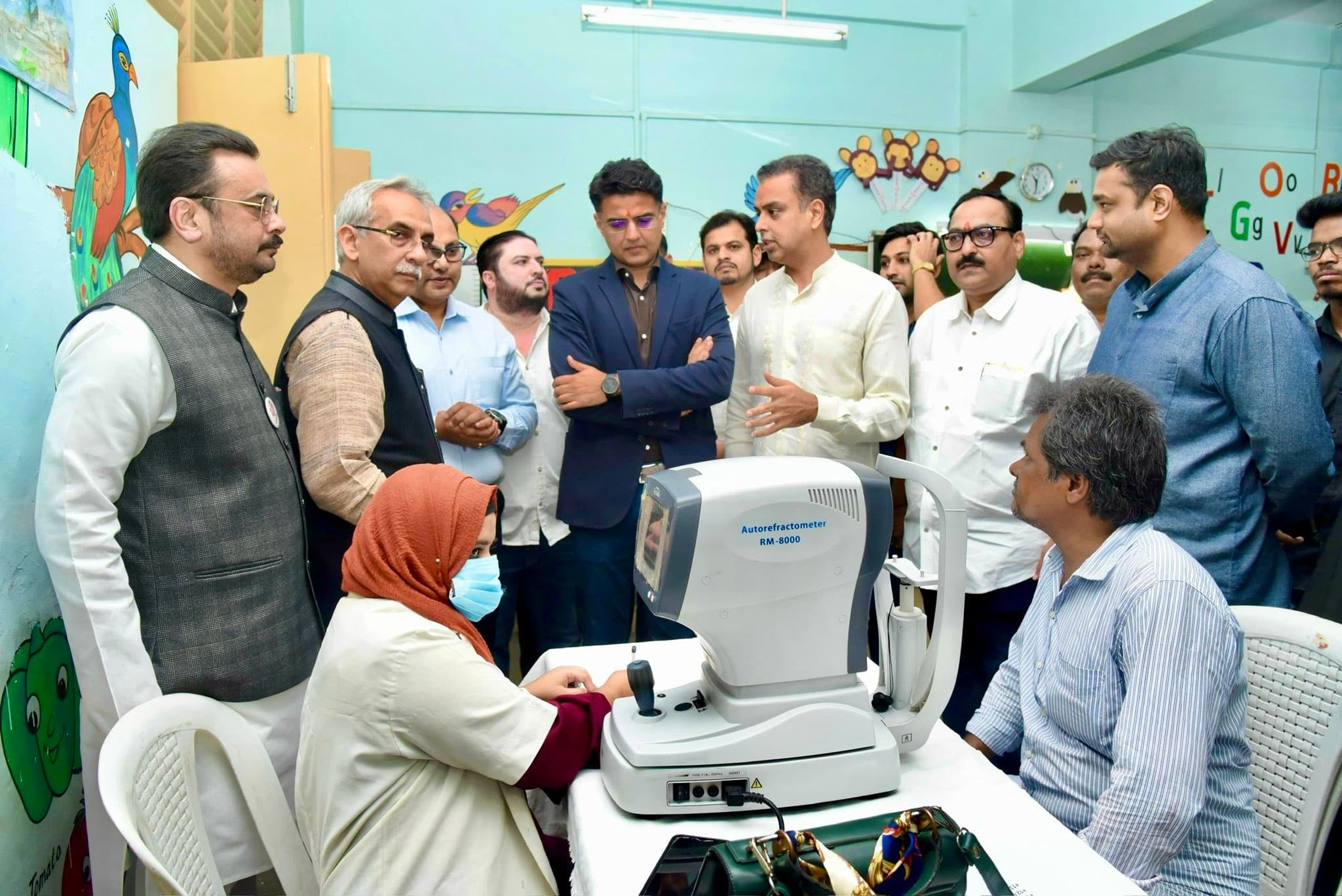 मिलिंद देवड़ा के 55 साल पुराना रिश्ता तोड़ने से कांग्रेस को होगा ज्यादा नुकसान! जानें ऐसा क्यों