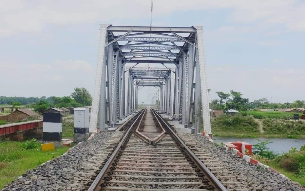बिहार: सहरसा-मानसी रेलखंड दोहरीकरण का रास्ता हुआ साफ, रेलवे ने जारी किया टेंडर, जानिए कब से शुरू होगा काम.. बिहार: सहरसा-मानसी रेलखंड दोहरीकरण का रास्ता हुआ साफ, रेलवे ने जारी किया टेंडर, जानिए कब से शुरू होगा काम..