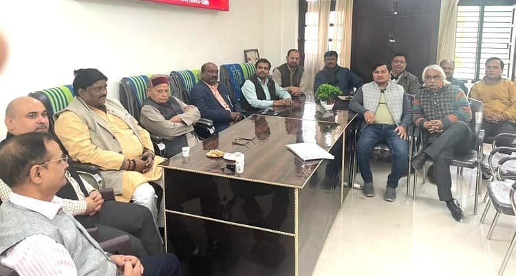 राज्य कर्मचारी संयुक्त परिषद चलाएगा कर्मचारी जोड़ो अभियान, मेडिकल कालेजों के पद खत्म करने का होगा विरोध