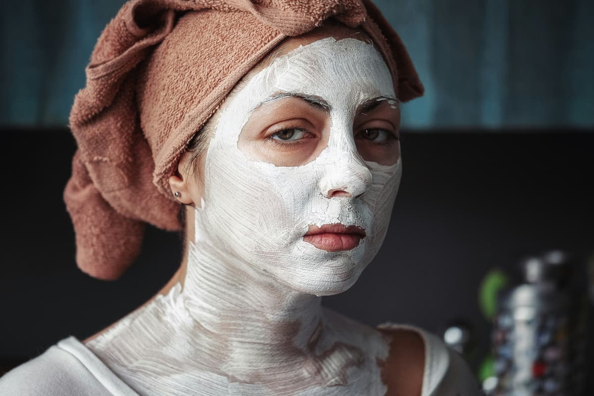 Night Skincare Tips: рдбреНрд░рд╛рдИ рд╕реНрдХрд┐рди рд╕реЗ рд╣реИрдВ рдкрд░реЗрд╢рд╛рди рддреЛ рд░рд╛рдд рдореЗрдВ рд╕реЛрдиреЗ рд╕реЗ рдкрд╣рд▓реЗ рд▓рдЧрд╛рдПрдВ рдпреЗ рдЪреАрдЬ-рдмреНрдпреВрдЯреА рдПрдХреНрд╕рдкрд░реНрдЯ