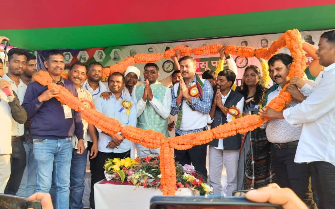 देवेंद्र माझी के सपनों को जोबा ने भुला दिया, जल, जंगल, जमीन के लिए कुछ नहीं किया, मनोहरपुर में बोले सुदेश महतो