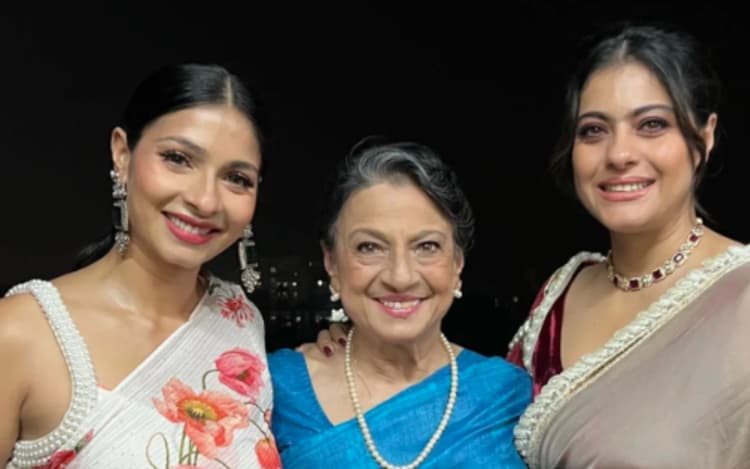 Tanuja Hospitalised: आईसीयू में भर्ती दिग्गज बॉलीवुड एक्ट्रेस तनुजा, काजोल की मां का सामने आया हेल्थ अपडेट