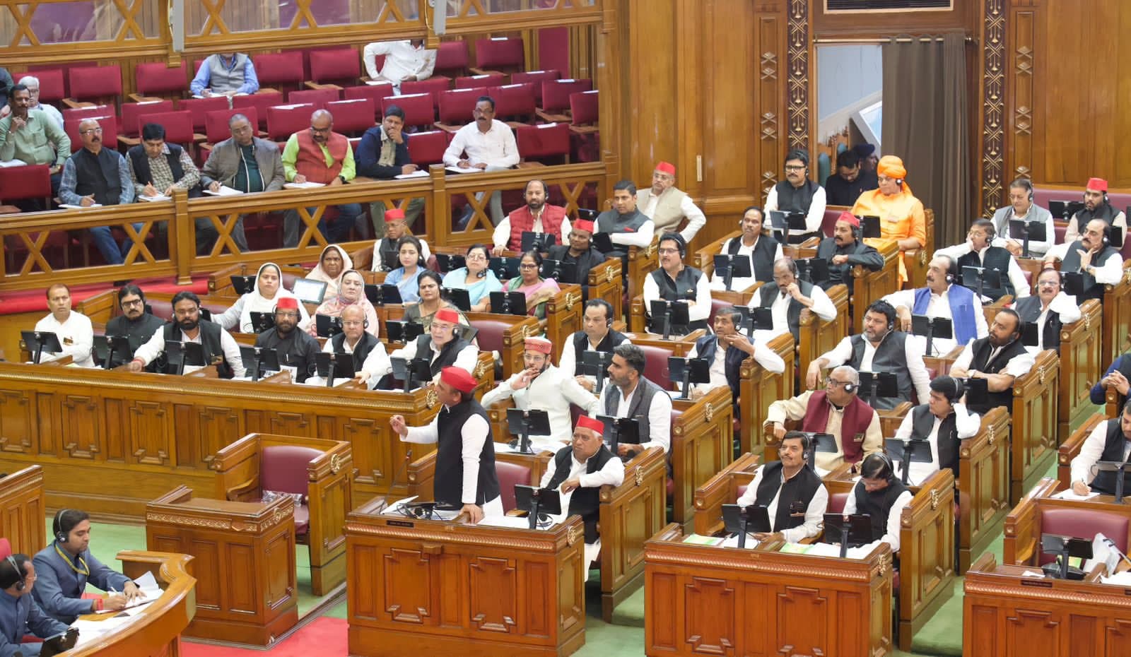 यूपी विधानसभा शीतकालीन सत्र: अखिलेश यादव बोले- जवाब नहीं होने पर निजी टिप्पणी करती है भाजपा, अनुपूरक बजट खोखला