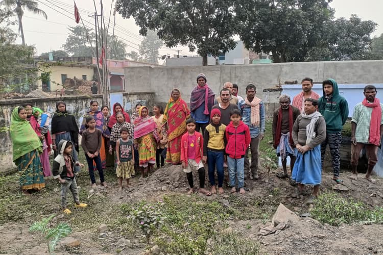 गोड्डा : इसीएल प्रभावित हिजुकित्ता ख के ग्रामीण हो रहे प्रदूषण से बीमार, सुविधाएं नदारद
