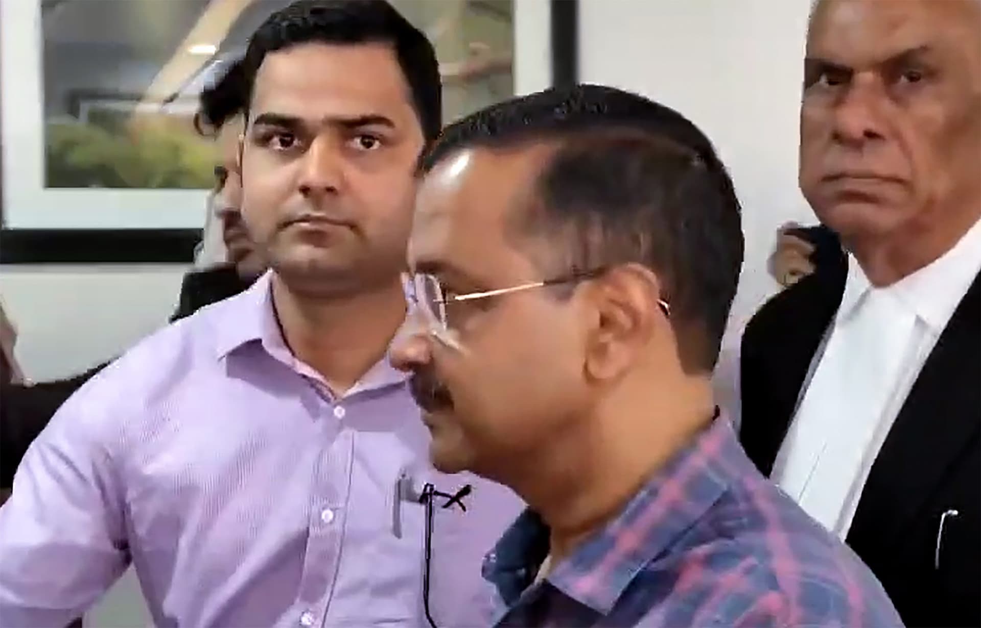 Arvind Kejriwal के लिए राहत मांगने वाले पर हाई कोर्ट ने लगाया 75 हजार का जुर्माना