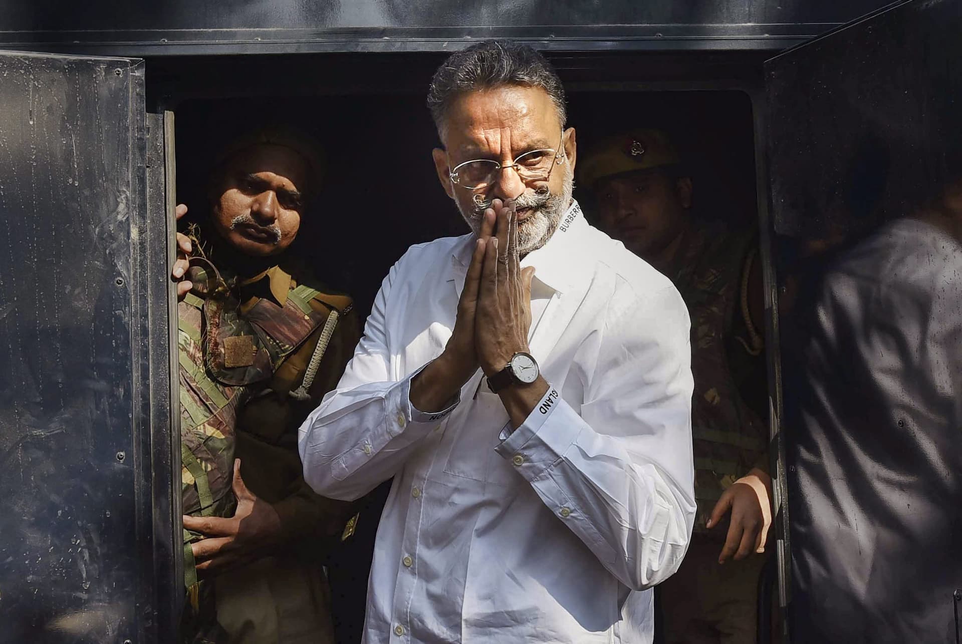 Mukhtar Ansari Died: पोस्टमार्टम के बाद मुख्तार अंसारी के शव को ले जाया जाएगा गाजीपुर, मौत की जांच 3 सदस्यीय टीम करेगी