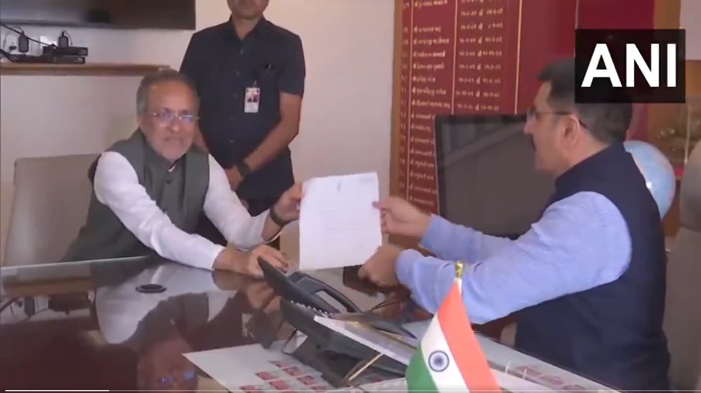 Arjun Modhwadia: कांग्रेस को गुजरात में तगड़ा झटका, अर्जुन मोढवाडिया ने पार्टी और विधायकी से दिया इस्तीफा