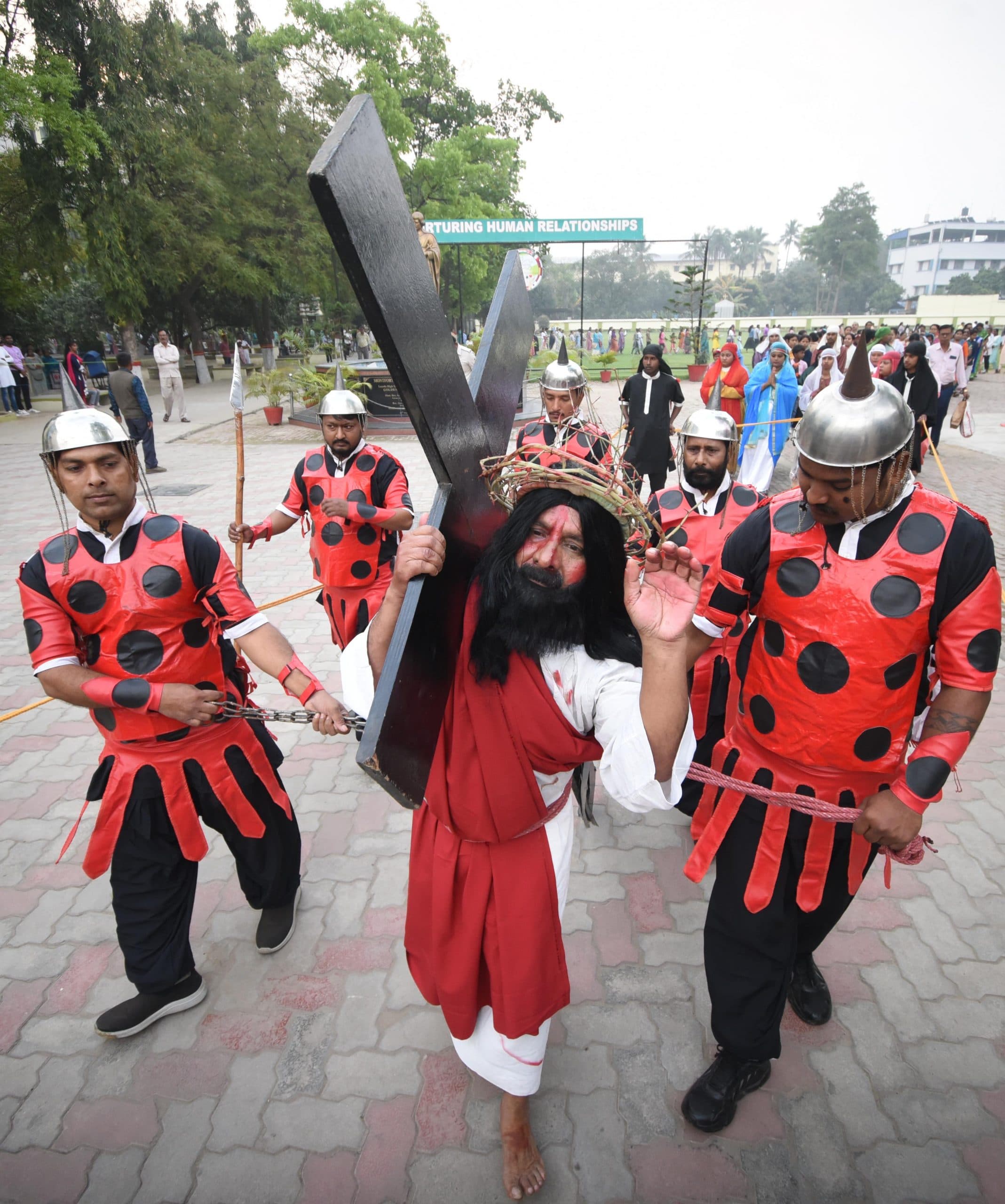 Good Friday: हे पिता, मैं अपनी आत्मा तुझे सौंपता हूं, याद किये गये प्रभु यीशु के दु:ख