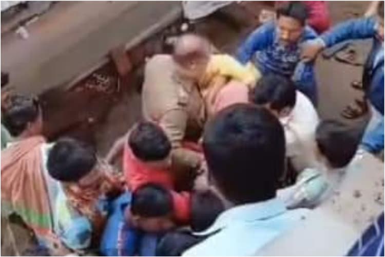 WB Crime News : बीरभूम में पत्नी ने पति की प्रेमिका की कर दी हत्या, हुई गिरफ्तार