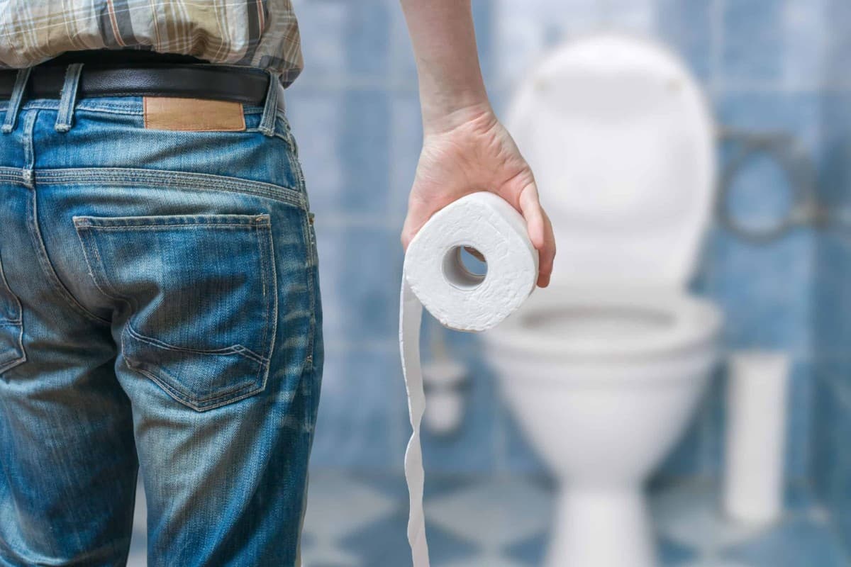 Diarrhea: दस्त का कारण, लक्षण और उपचार