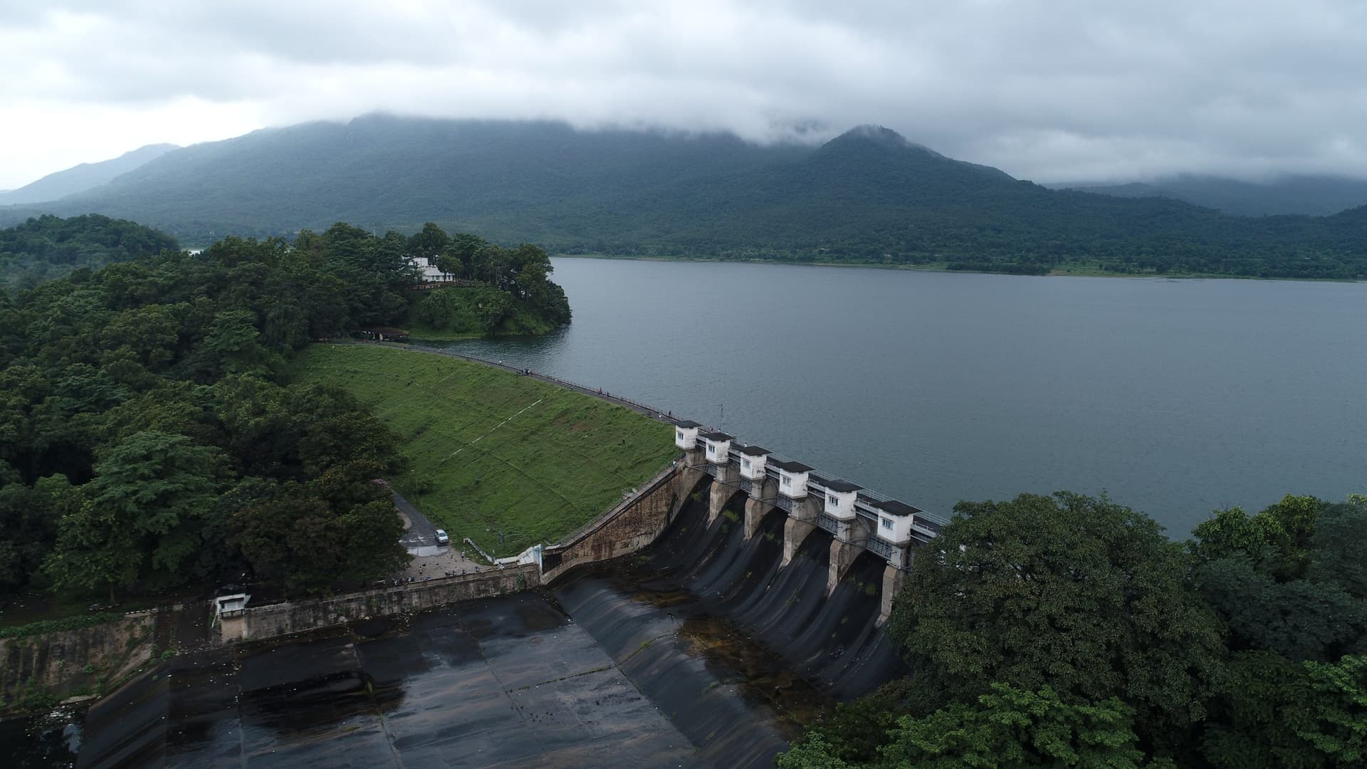 East Singhbhum News : नो एंट्री में जबरन घुसा नशे में धुत ट्रक चालक, गिरफ्तार