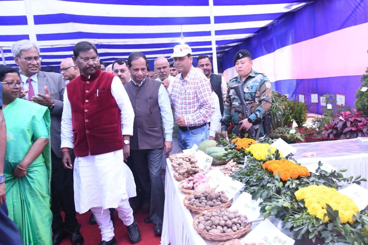 झारखंड: केंद्रीय मंत्री अर्जुन मुंडा ने BAU के एग्रोटेक किसान मेले का किया उद्घाटन, पांच प्रगतिशील किसान सम्मानित