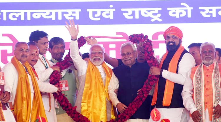 बिहार NDA में क्या है ताजा हलचल? सीट शेयरिंग पर मुहर लगने से पहले BJP के दिग्गजों से मुलाकात का दौर जारी