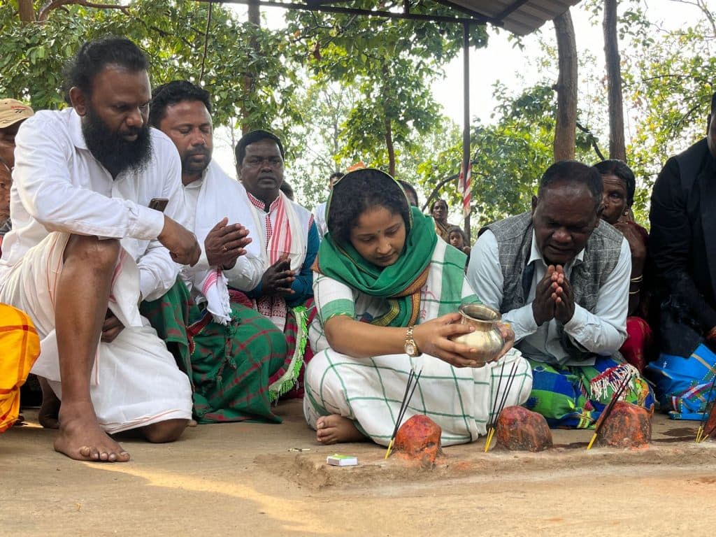kalpana soren active in politics at giridih jmm foundation day