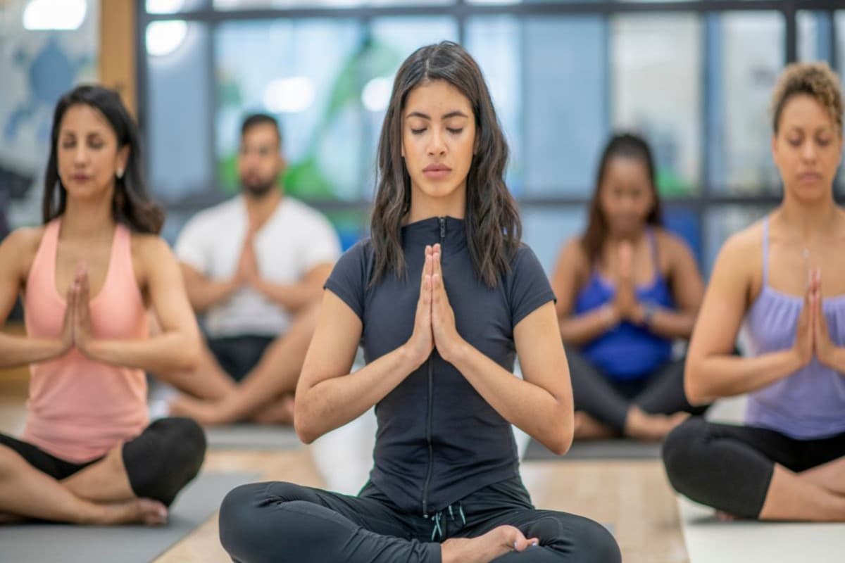 International Yoga Day 2024: महिलाओं को सशक्त बनाने में एक महत्वपूर्ण भूमिका निभा सकता है योग