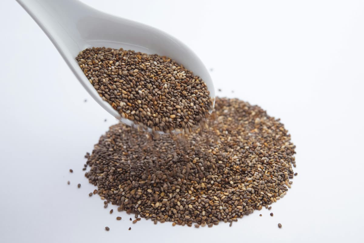 Chia Seeds: वजन कम करने के लिए इस तरह करें चिया सीड्स का इस्तेमाल