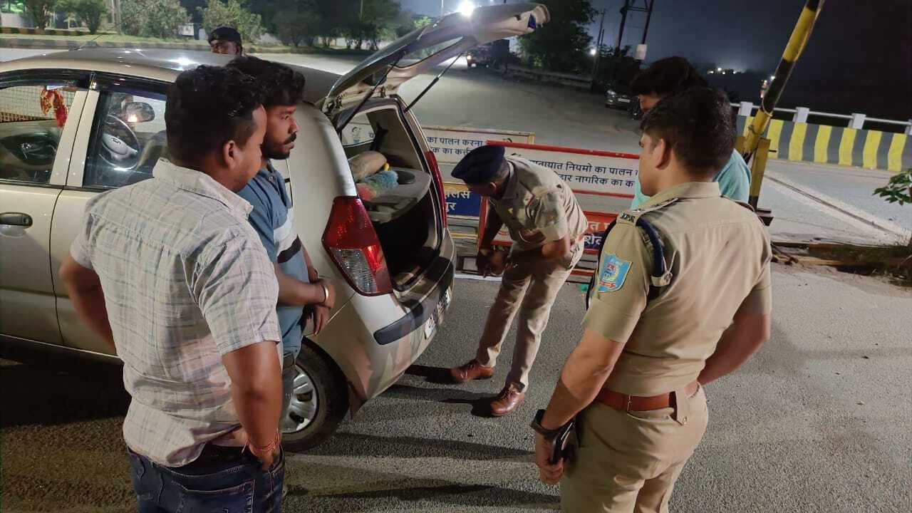 सिटी एसपी ने चेकनाका का किया निरीक्षण