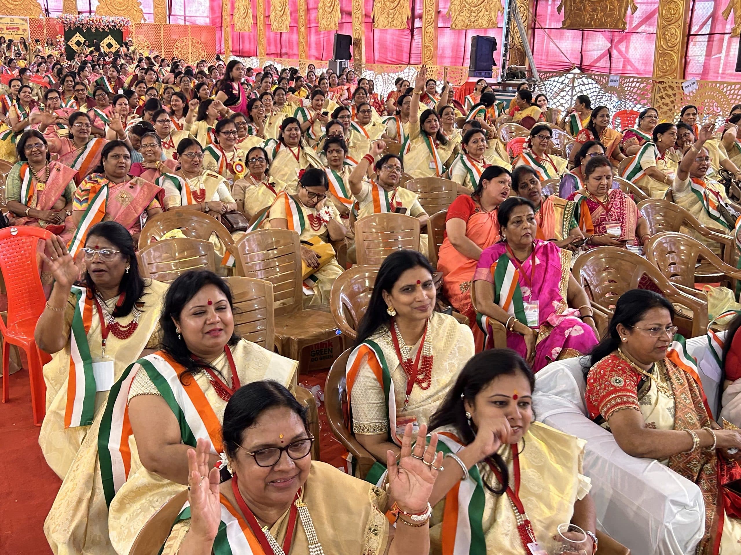 गुणायतन सभागार में दो दिवसीय महिला मारवाड़ी सम्मेलन सह राष्ट्रीय अधिवेशन शुरू