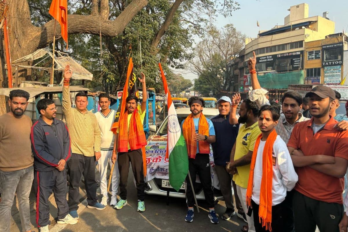 जमशेदपुर से तीन धावकों ने अयोध्या के लिए लगायी दौड़, 820 किमी से अधिक की दूरी तय कर करेंगे श्रीराम लला का दर्शन