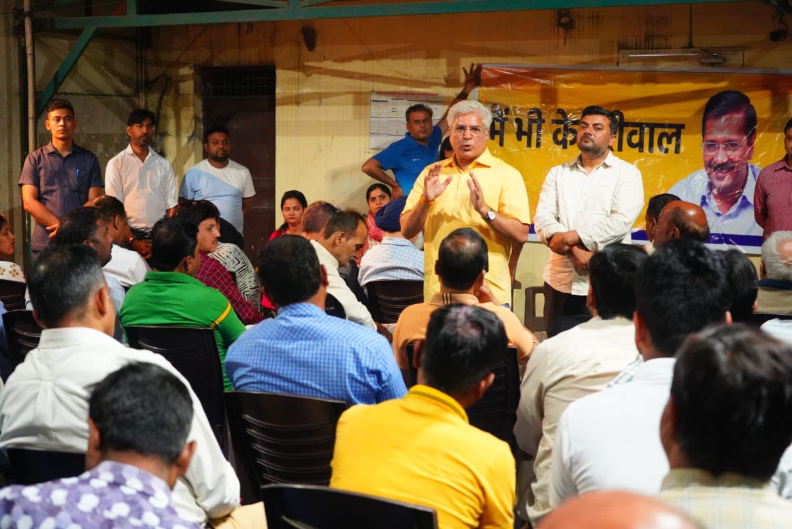 Delhi Excise Policy: एक्साइज पॉलिसी मामले में पूछताछ के लिए ईडी ऑफिस पहुंचे दिल्ली के मंत्री कैलाश गहलोत