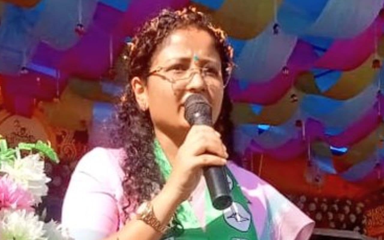 ‘हेमंत सोरेन के नेतृत्व में पूरा झारखंड अरविंद केजरीवाल के साथ’ सुनीता केजरीवाल से बात कर बोलीं कल्पना सोरेन
