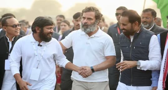 बिहार में अपनी पारंपरिक सीटों से भी बेदखल हो गयी कांग्रेस, जानें कन्हैया के साथ क्या हुआ खेला