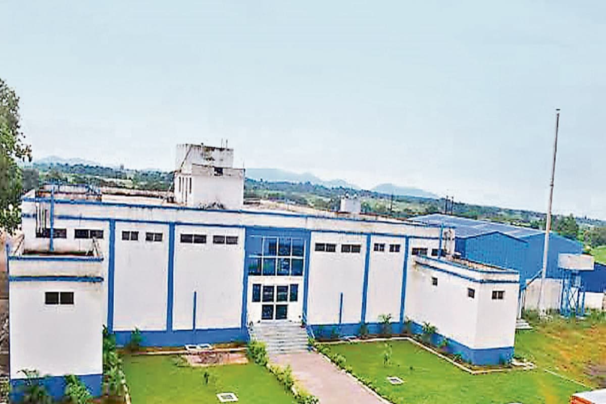 रांची में पांच वर्षों से बंद स्लॉटर हाउस फिर हुआ शुरू, जंग खा रही थी मशीनें