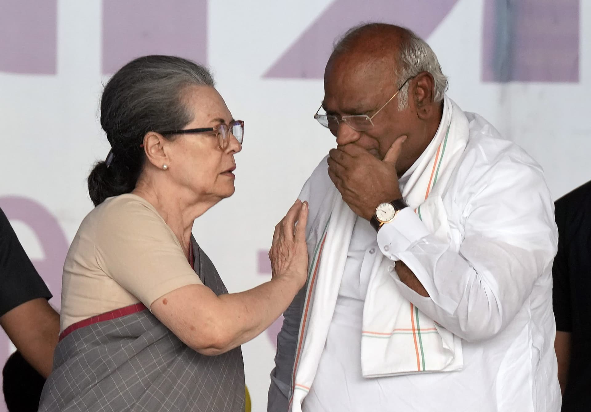 Congress Star Campaigners: कांग्रेस ने यूपी के लिए स्टार प्रचारकों की सूची जारी की, राहुल, सोनिया, खरगे सहित ये नाम शामिल