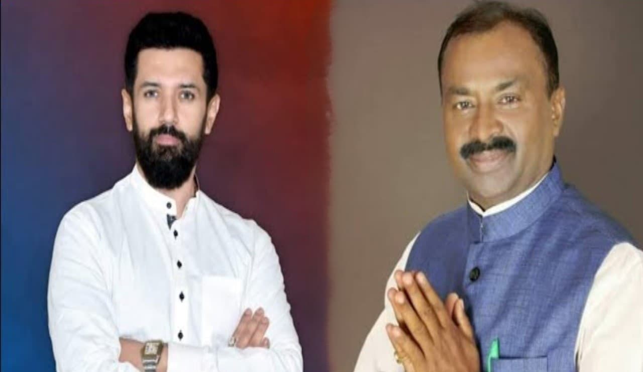 हाजीपुर लोकसभा सीट समीकरण: पासवान और रविदास में होती है चुनावी टक्कर, सवर्ण और अति पिछड़े लगाते हैं तड़का हाजीपुर लोकसभा सीट समीकरण: पासवान और रविदास में होती है चुनावी टक्कर, सवर्ण और अति पिछड़े लगाते हैं तड़का