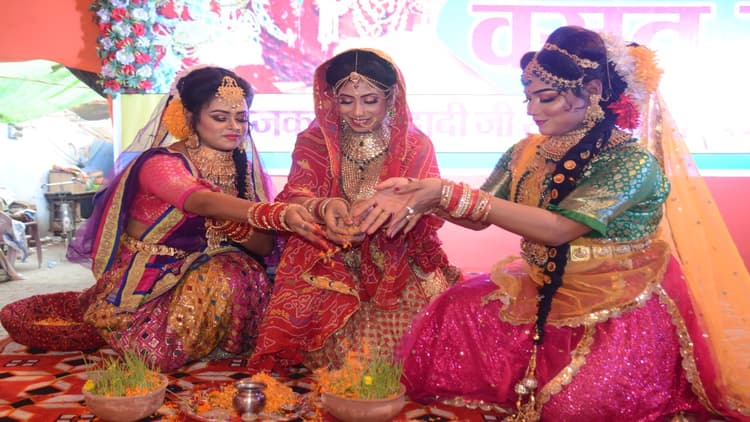 भागलपुर में जुटे राज्य भर से दादी भक्त, राणी सती दादी मैया की जीवन गाथा पर प्रस्तुत हुई नृत्य नाटिका