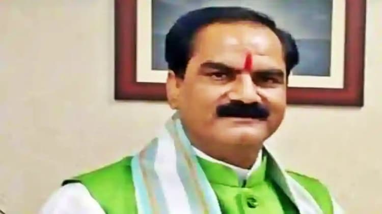 Lok Sabha Election 2024: दरभंगा में वोट मांगने पहुंचे BJP सांसद से ग्रामीणों ने पूछा-आपको क्यों वोट दें