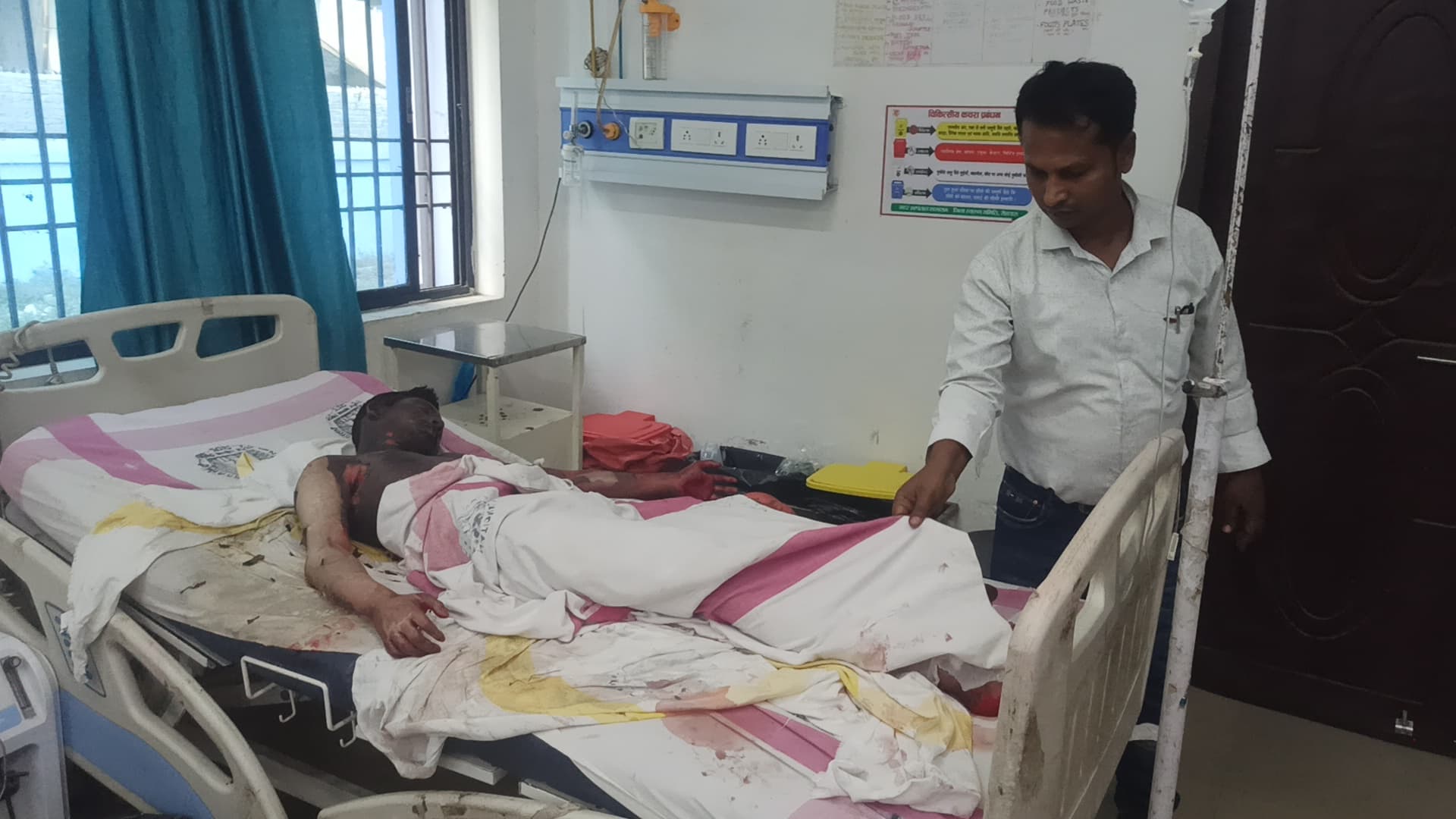 Sasaram News : सदर अस्पताल के ट्रामा सेंटर में इलाजरत घायल Sasaram News : सदर अस्पताल के ट्रामा सेंटर में इलाजरत घायल