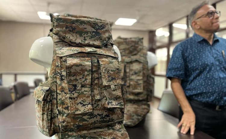 DRDO: सेना के लिए तैयार किया गया हल्का बुलेट प्रूफ जैकेट