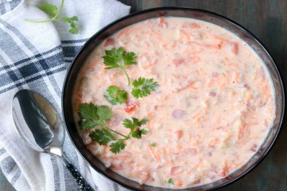 Kaddu Raita Recipe: घर में आसानी से बनाकर तैयार करें कद्दू का रायता, 20 मिनट में बनकर हो जाएगा तैयार
