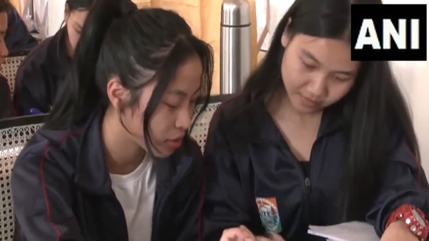 Manipur Violence: मणिपुर में जानी दुश्मन, लेकिन यहां एक छत के नीचे पढ़ रहे 37 कुकी और मैतेई समुदाय के छात्र