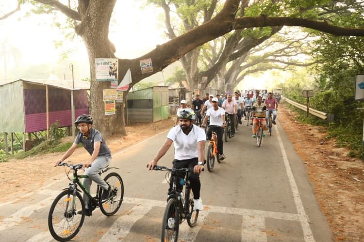 WB News : चुनाव को लेकर नदिया जिला प्रशासन की अनोखी पहल, 'नादिया नॉट आउट' मोबाइल एप्लीकेशन की मची है धूम